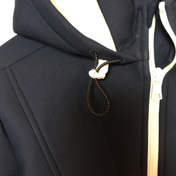 Armani Exchange light Jacket. - Picture 2 of 4